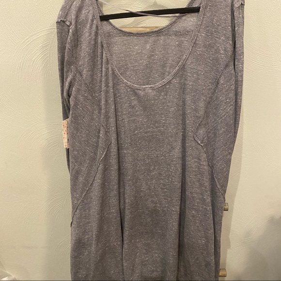 ✨NWT Free People Hi-Low Handkerchief Thermal - Picture 2 of 5